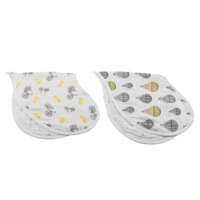 Traveler Bamboo Heart Bibs